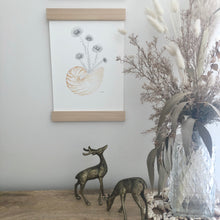 Load image into Gallery viewer, Paper Daisy Nautilus