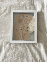 Load image into Gallery viewer, Mini Paper Daisies | Paperbark
